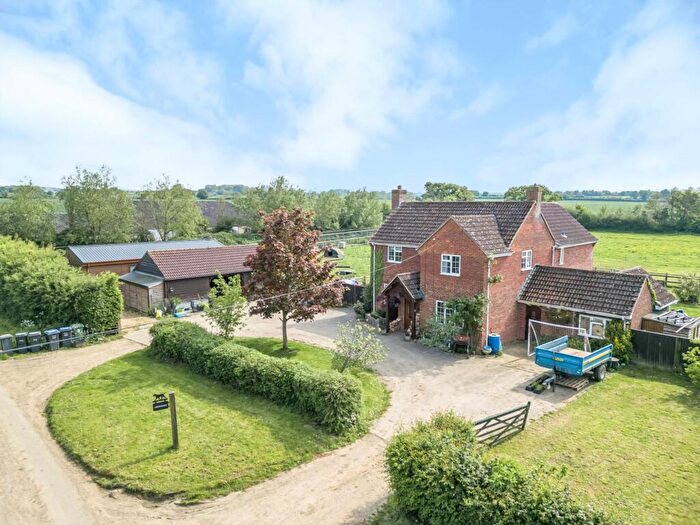 5 Bedroom Detached House For Sale In Southwick, Wiltshire, BA14