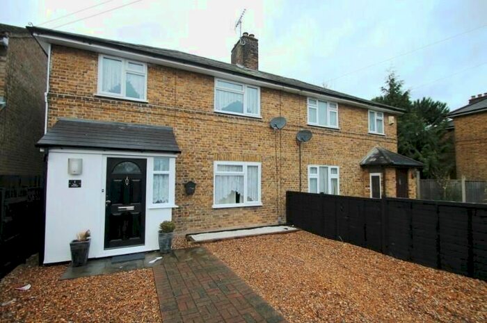 3 Bedroom Property To Rent In Yew Avenue, West Drayton, UB7
