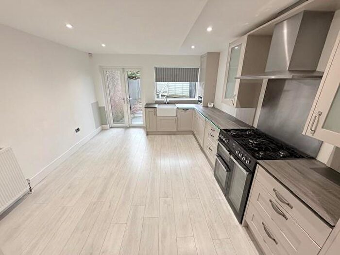 3 Bedroom Terraced House For Sale In Julian Road, Glenrothes, KY7