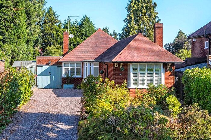 3 Bedroom Bungalow For Sale In Patricia Avenue, Goldthorn Park, Wolverhampton, West Midlands, WV4