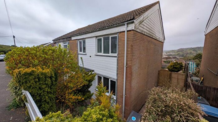 3 Bedroom Semi-Detached House To Rent In Kimberley Close, Dover, Kent, CT16