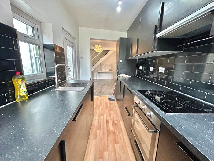 2 Bedroom House To Rent In Strelley Street, Nottingham, NG6