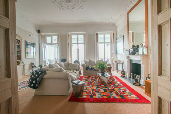 2 Bedroom Apartment To Rent In Chichester Terrace, Kemp Town, BN2