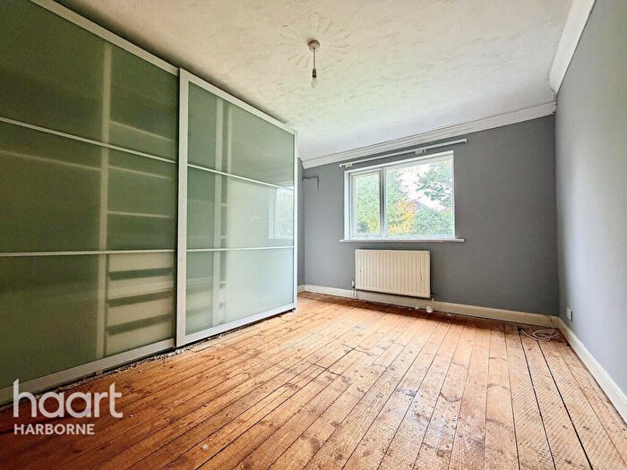 3 Bedroom Semi Detached House To Rent In Glyn Farm Road, Quinton, B32