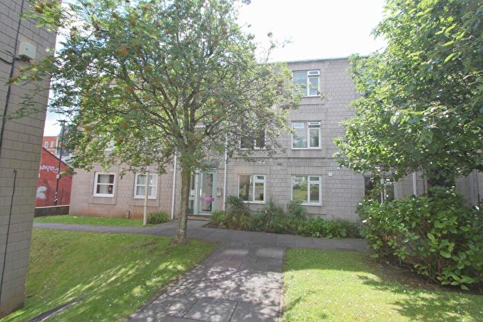 1 Bedroom Flat To Rent In Montague Court, Montague Hill South, Bristol, BS2