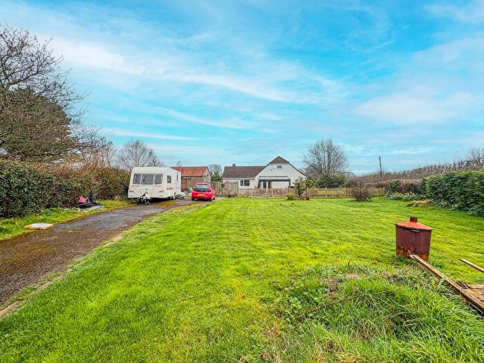 2 Bedroom Detached House For Sale In Currells Lane, Felton, Bristol, BS40