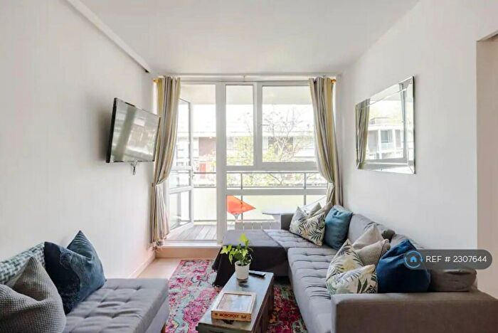 1 Bedroom Flat To Rent In Clarence Gardens, London, NW1