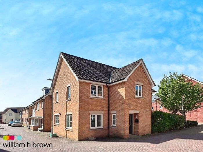 4 Bedroom House To Rent In Ratcliffe Gate, Springfield, Chelmsford, CM1