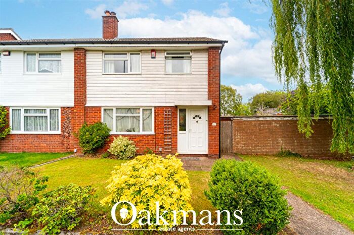 3 Bedroom Semi-Detached House For Sale In Peel Walk, Birmingham, West Midlands, B17