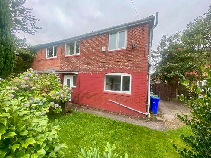3 Bedroom House To Rent In Mouldsworth Avenue, Withington, Manchester, M20