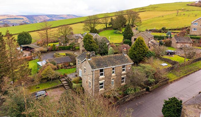 4 Bedroom Detached House For Sale In Chapel Brow, Charlesworth, Glossop, SK13