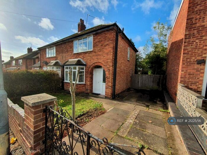 3 Bedroom Semi-Detached House To Rent In Fairfield Road, Oadby, Leicester, LE2