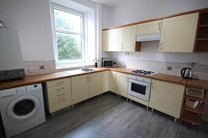 3 Bedroom Flat To Rent In Linksfield Road, Aberdeen, AB24