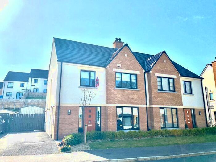 4 Bedroom Semi-Detached House For Sale In Hillcrest Avenue, Bessbrook, Newry, BT35