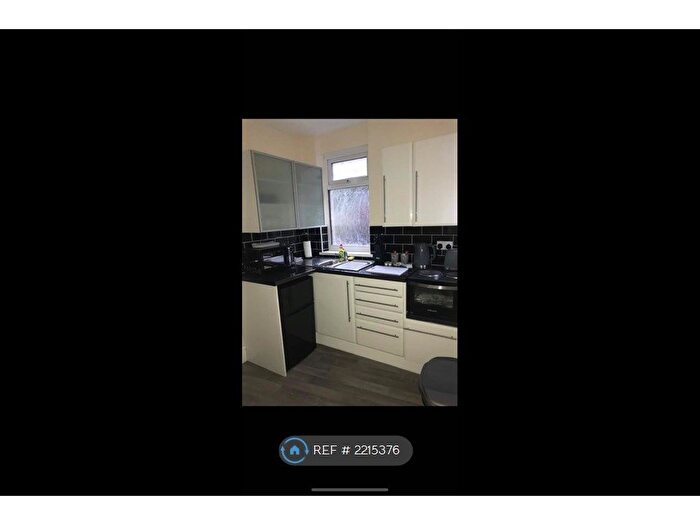1 Bedroom Flat To Rent In Oaklands Terrace, Swansea, SA1