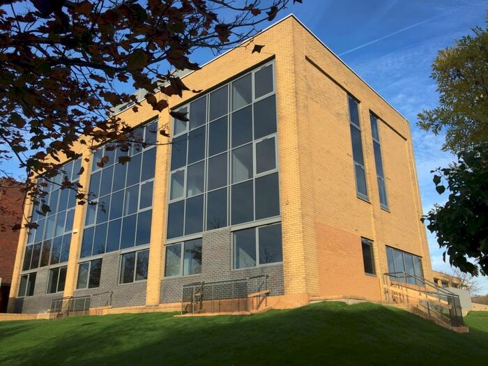 2 Bedroom Apartment To Rent In Kingsbridge House, South Seventh Street, Milton Keynes, Buckinghamshire, MK9