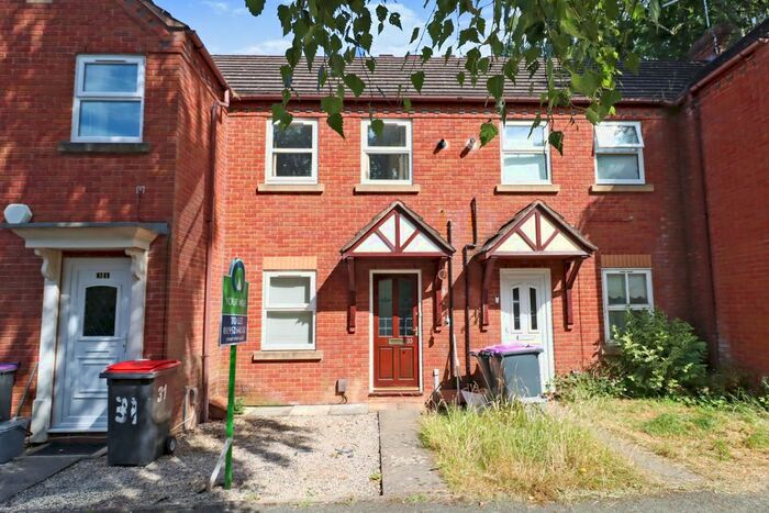 2 Bedroom Flat To Rent In Chainmakers Gate, Aqueduct, Telford, Shropshire, TF4