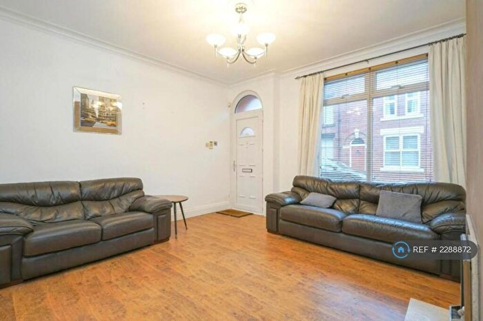 2 Bedroom Terraced House To Rent In Victoria Grove, Leeds, LS9
