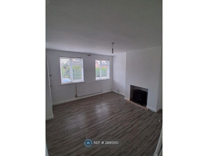 2 Bedroom Terraced House To Rent In Gibbons Crescent, Stourport-On-Severn, DY13