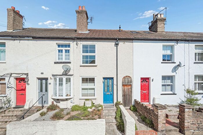 2 Bedroom Terraced House For Sale In Capel Road, Watford, WD19