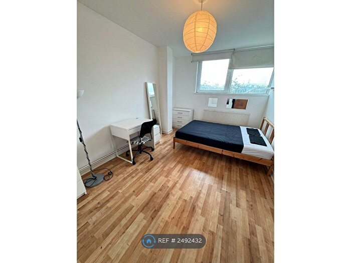 5 Bedroom Flat To Rent In Buxton Court, London, N1