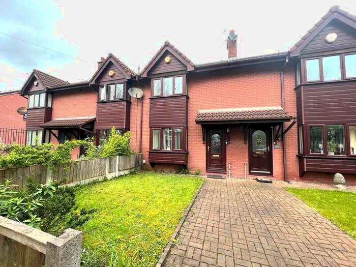 3 Bedroom Detached House To Rent In Canterbury Gardens, Salford, M5