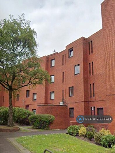 2 Bedroom Flat To Rent In New City Road, Glasgow, G4