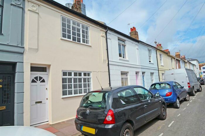 2 Bedroom Terraced House To Rent In Queens Gardens, Brighton, BN1