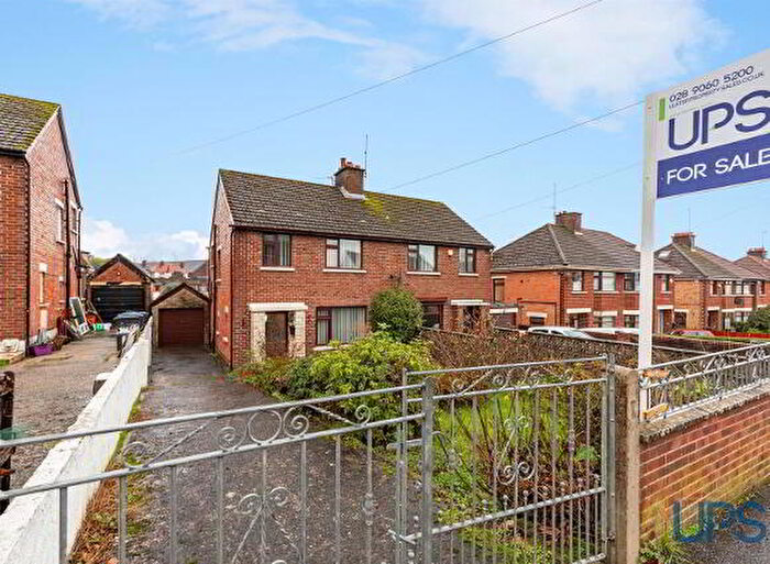 3 Bedroom Semi-Detached House For Sale In Riverdale Park North, Belfast, BT11