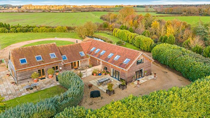 5 Bedroom Barn Conversion To Rent In Ascott, Oxford, OX44