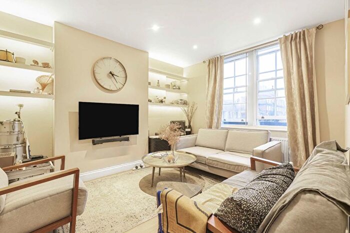 2 Bedroom Flat To Rent In Peabody Estate, Fulham Palace Road, London, W6