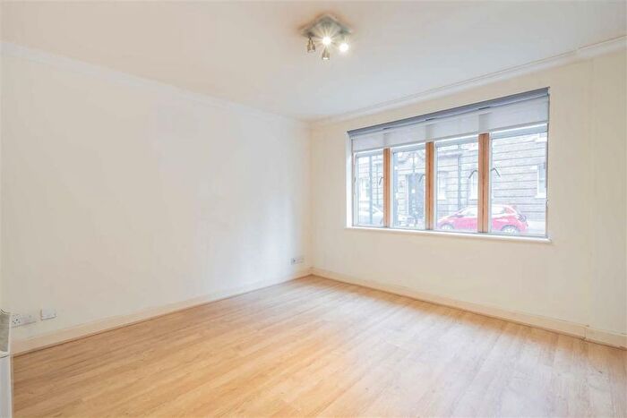 1 Bedroom Flat For Sale In Folgate Street, London, E1