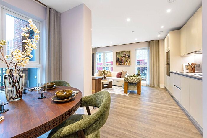 1 Bedroom Flat For Sale In Colindale Gardens, Colindale, NW9