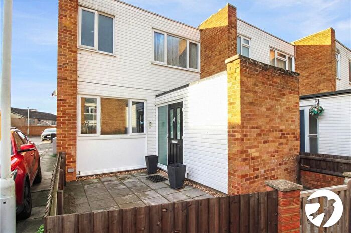 3 Bedroom End Of Terrace House To Rent In Tooley Street, Northfleet, Gravesend, Kent, DA11