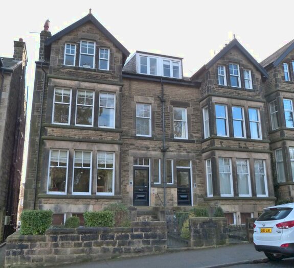2 Bedroom Flat To Rent In Harlow Moor Drive, Harrogate, HG2
