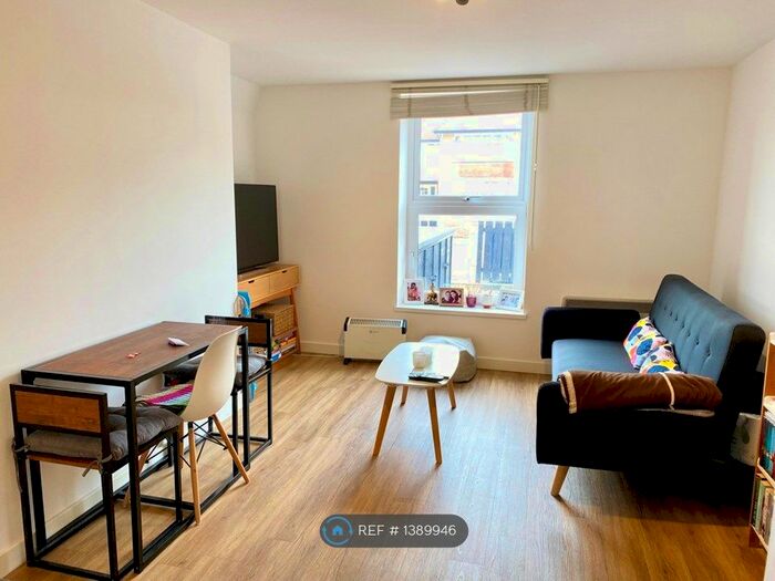 1 Bedroom Flat To Rent In Victoria House, Maidenhead, SL6