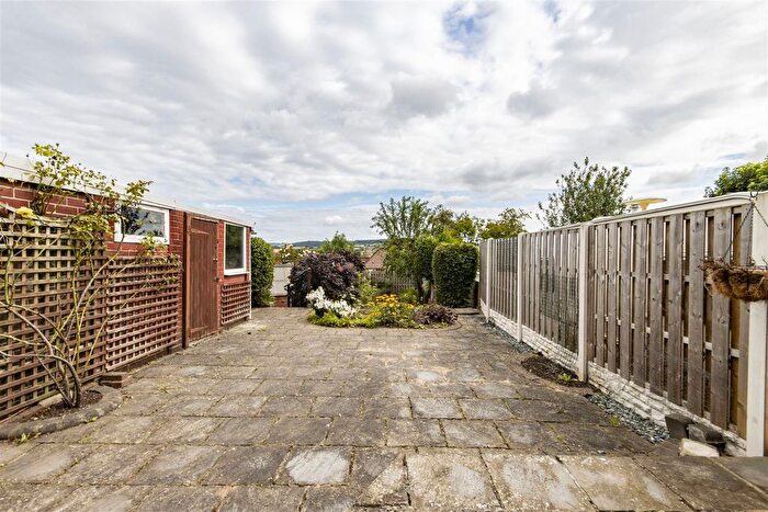 3 Bedroom Detached House For Sale In Lancaster Road, Chesterfield, S41