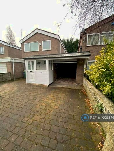 3 Bedroom Detached House To Rent In School Lane, Manchester, M20