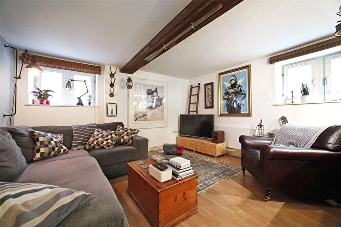 1 Bedroom Flat To Rent In East India Court, St Marychurch Street, London, SE16