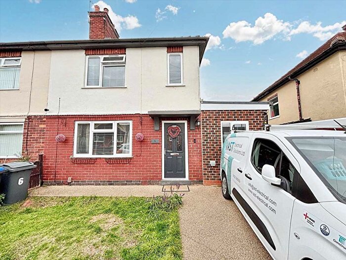 4 Bedroom Semi-Detached House For Sale In The Crescent, Sutton In Ashfield, NG17