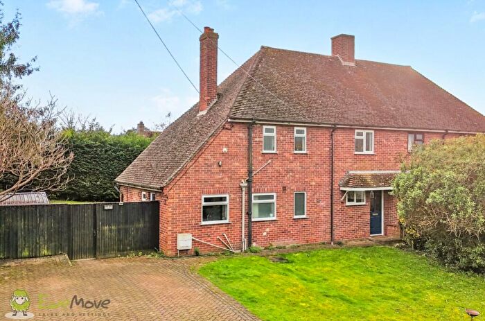 3 Bedroom Semi-Detached House For Sale In Coppice Road, Kingsclere, Newbury, Berkshire, RG20
