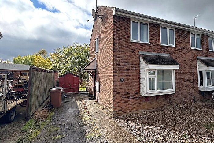 3 Bedroom Semi-Detached House For Sale In Eagles Drive, Melton Mowbray, LE13