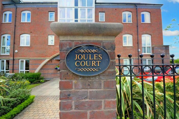 1 Bedroom Flat For Sale In Joules Court, Stone, ST15