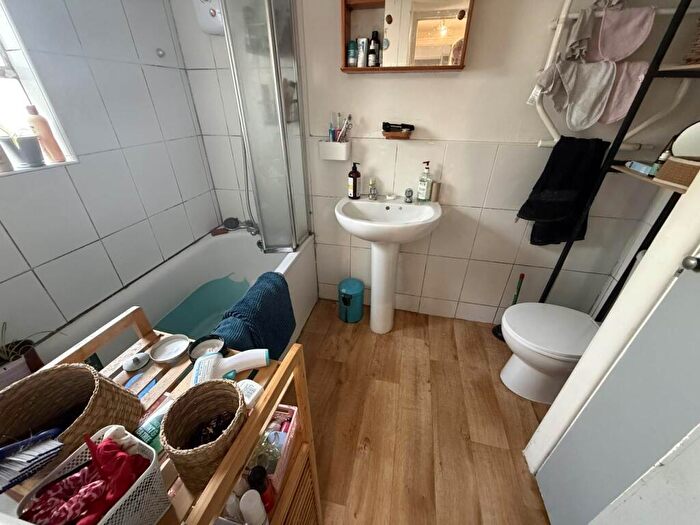 3 Bedroom Terraced House To Rent In The Butts, Frome, Somerset, BA11