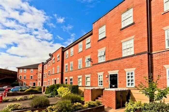 2 Bedroom Apartment To Rent In Liverpool Road, Castlefield, M3