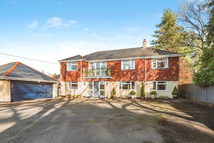 4 Bedroom Detached House For Sale In Rag Hill, Aldermaston, Reading, Berkshire, RG7