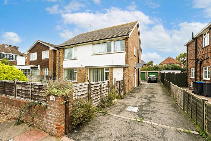 2 Bedroom Flat For Sale In Southview Gardens, Worthing, West Sussex, BN11