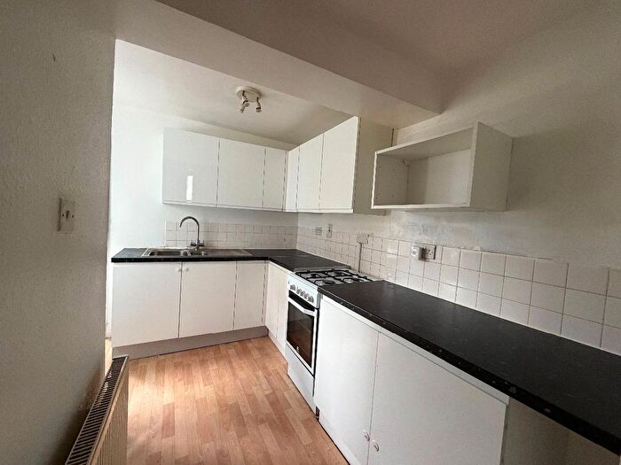 1 Bedroom Flat To Rent In Flaxman Road, London, SE5