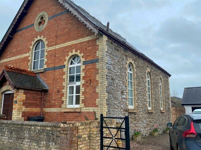 2 Bedroom End Of Terrace House To Rent In Swn Yr Afon, Llanfechain, SY22