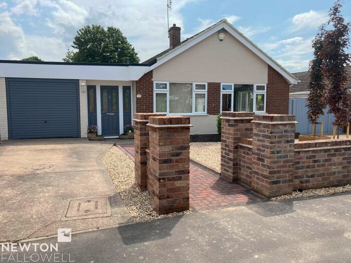 3 Bedroom Bungalow To Rent In Stonehill Close, Retford, DN22